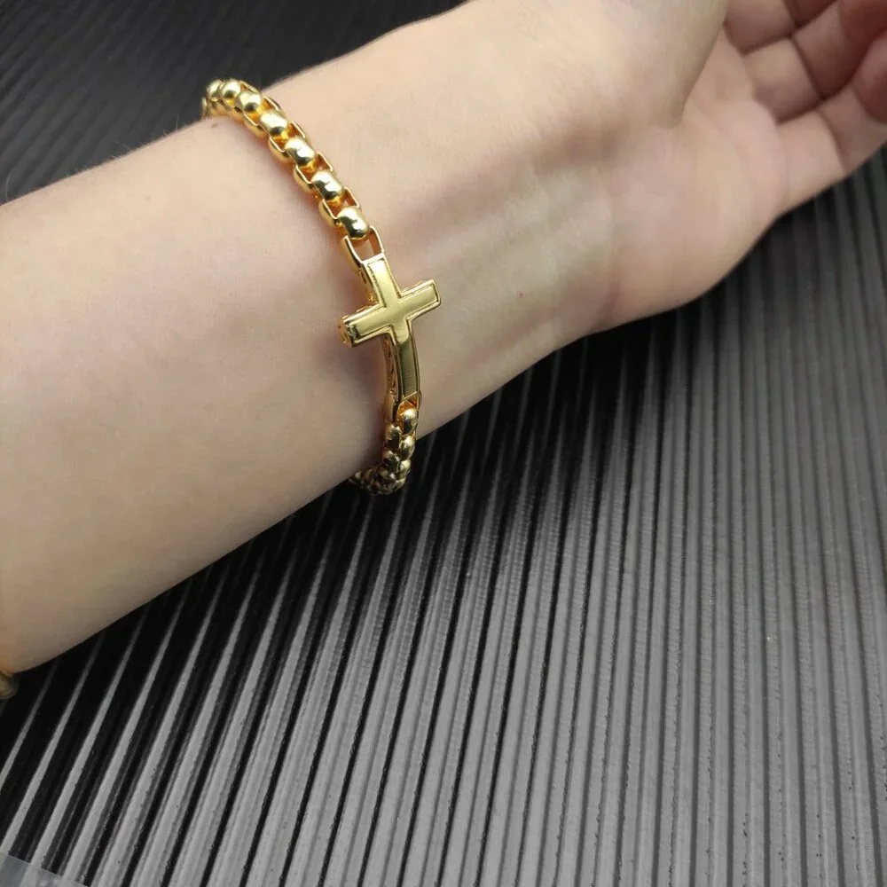 David Yurman Box Chain Cross Bracelet - Picture 3 of 6